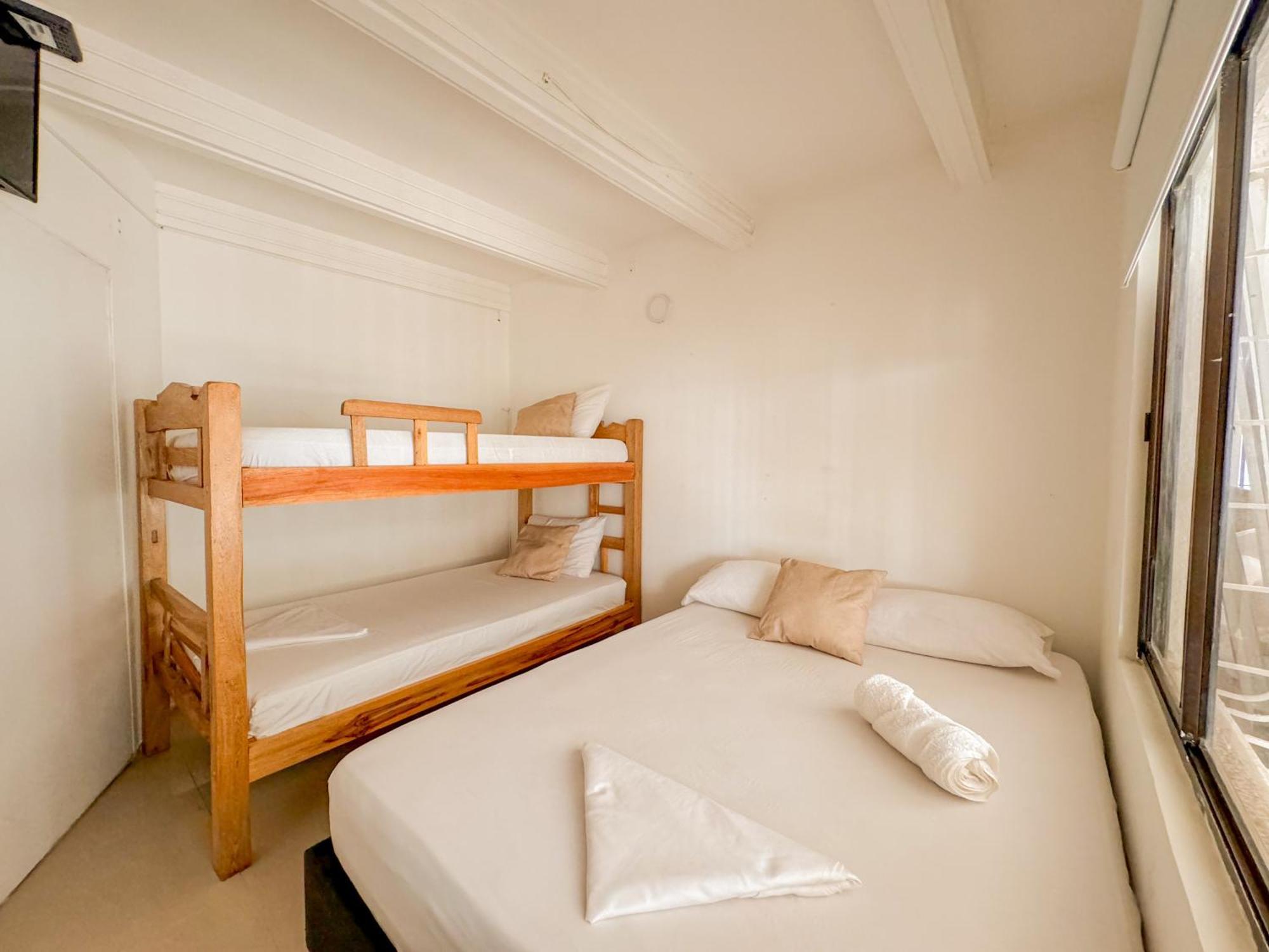 Hotel Tamaca House Puerto de Gaira ภายนอก รูปภาพ